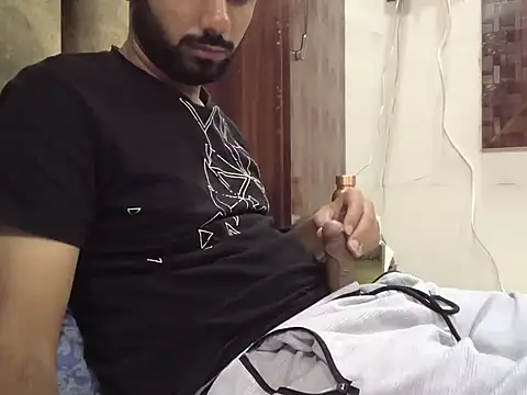 Snapshot of brownie_cake_cb chatting on November 2025 04:29:02 PM brownie cake cb online show from November 2025 04:29:02 PM