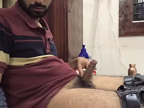 Snapshot of brownie_cake_cb chatting on November 2025 01:03:01 PM brownie cake cb online show from November 2025 01:03:01 PM