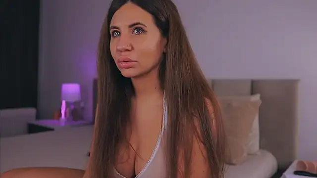 LollieSplash online show from November 2025 08:29:01 PM