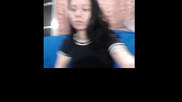 Snapshot of Venusluxodomme chatting on May 2026 04:06:01 AM Venusluxodomme online show from May 2026 04:06:01 AM