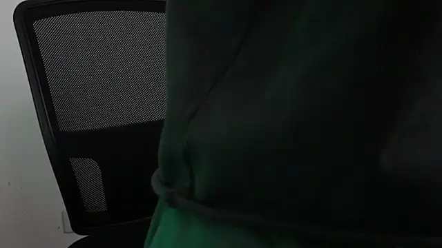 trieone online show from December 2025 10:35:02 AM