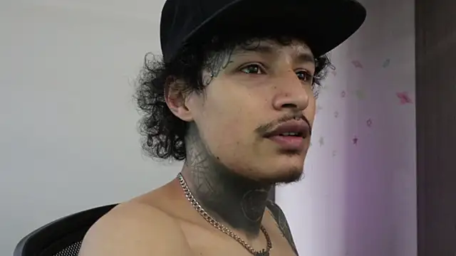 trieone online show from December 2025 03:40:02 PM