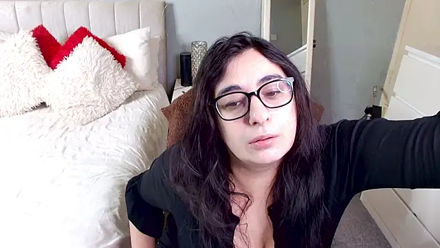 Snapshot of Curvy_bigtitts chatting on December 2024 04:34:02 AM Curvy bigtitts online show from December 2024 04:34:02 AM