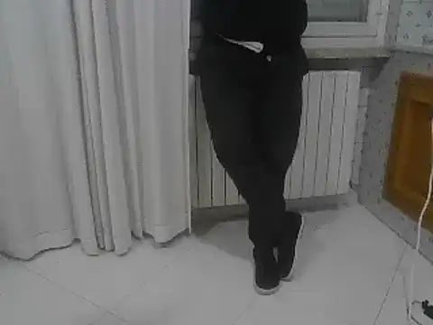 Snapshot of polloiw chatting on December 2024 05:37:01 AM polloiw online show from December 2024 05:37:01 AM