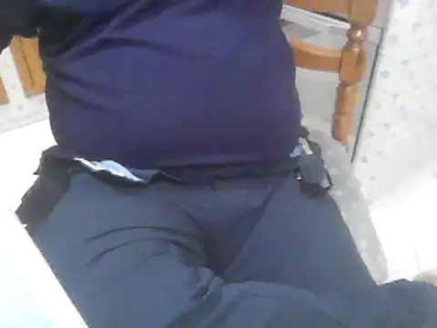 Snapshot of polloiw chatting on September 2025 03:45:01 PM polloiw online show from September 2025 03:45:01 PM