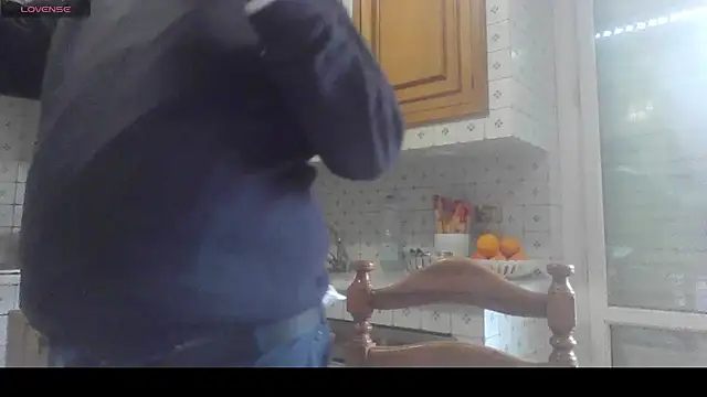 Snapshot of polloiw chatting on January 2026 02:00:02 PM polloiw online show from January 2026 02:00:02 PM