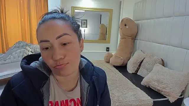 Snapshot of gaby_trent chatting on February 2026 02:01:02 PM gaby trent online show from February 2026 02:01:02 PM