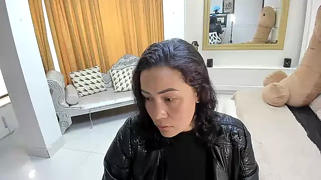 gaby trent online show from April 2026 03:18:02 PM