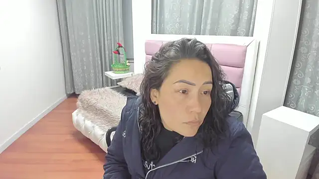 gaby trent online show from July 2026 10:11:02 AM