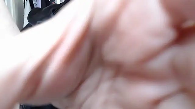 Mika Passion online show from September 2025 08:18:01 AM