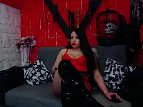 Snapshot of MistressRachelle chatting on December 2024 11:53:01 PM MistressRachelle online show from December 2024 11:53:01 PM