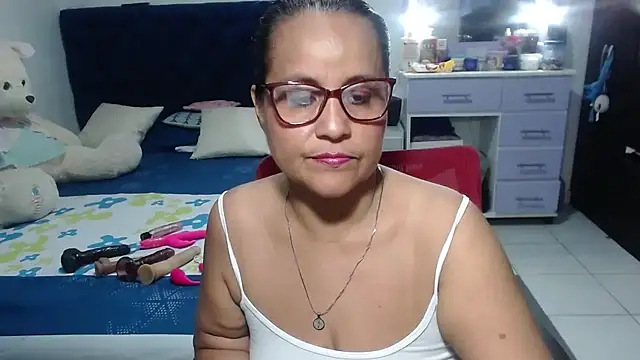 pervert mommy  online show from April 2026 10:52:02 AM