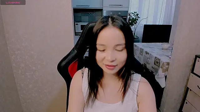 AyaMoon online show from November 2025 04:44:01 AM