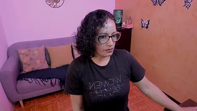 scarlet wet online show from January 2026 09:30:02 PM