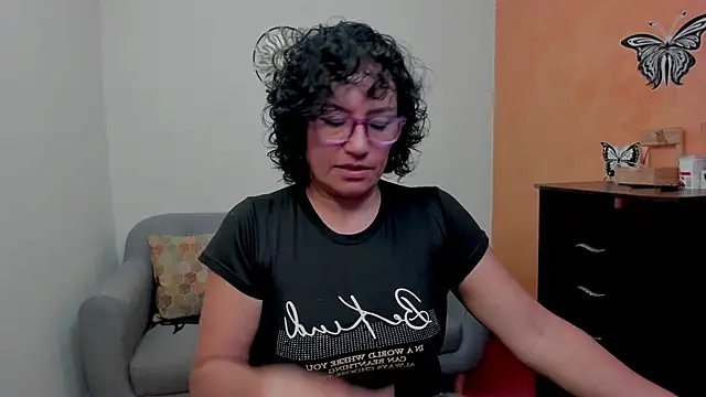 Snapshot of scarlet_wet chatting on June 2026 08:19:01 PM scarlet wet online show from June 2026 08:19:01 PM