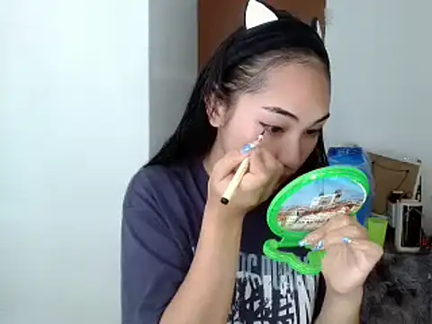 SweetLilly 18 online show from December 2024 01:29:01 PM