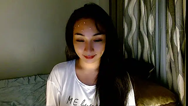 SweetLilly 18 online show from March 2026 12:00:02 PM