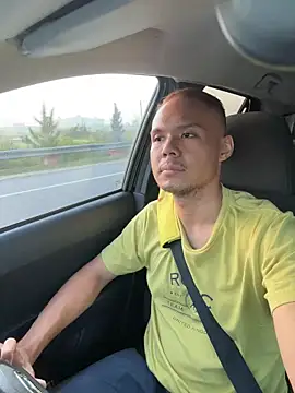 EllisZlatan online show from March 2026 11:51:02 PM