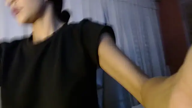 Snapshot of DAELAA chatting on June 2026 12:34:02 AM DAELAA online show from June 2026 12:34:02 AM