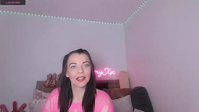 sluty sammy online show from January 2025 01:01:01 PM