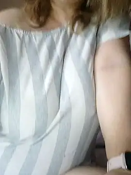 Elza01 online show from February 2026 07:27:01 AM