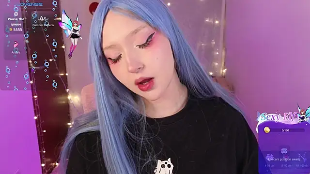 KuroChan420 online show from December 2025 12:27:01 AM