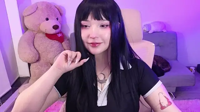 KuroChan420 online show from May 2026 02:07:01 AM