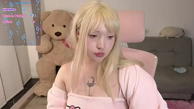 KuroChan420 online show from June 2026 04:18:02 AM