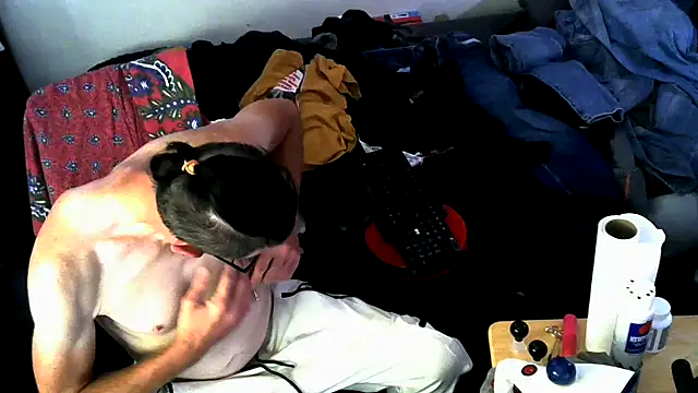 jjdirty6996 online show from June 2026 12:30:01 PM
