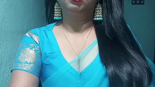 YourModhu online show from October 2025 05:53:01 PM