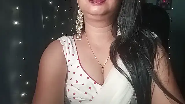 Snapshot of YourModhu chatting on July 2026 08:35:01 PM YourModhu online show from July 2026 08:35:01 PM