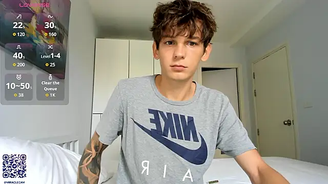 MiracleCam online show from November 2025 01:59:02 AM