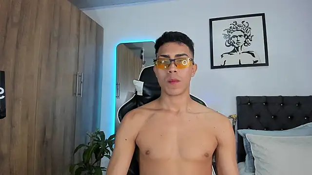 AlanNaughty online show from April 2026 10:10:02 PM