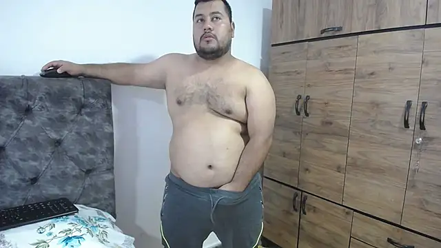 santi hothot online show from September 2025 07:02:02 PM