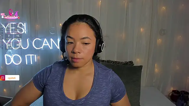 carolgaita online show from March 2025 12:01:02 PM