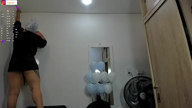 carolgaita online show from April 2026 11:18:02 AM