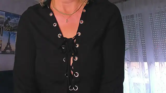 vanessa chat online show from November 2025 02:16:02 PM