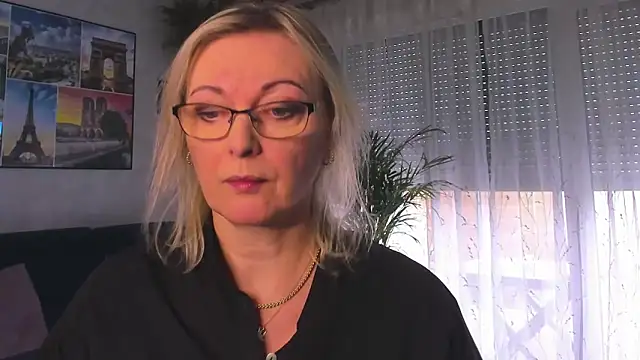 vanessa chat online show from February 2026 02:11:02 PM