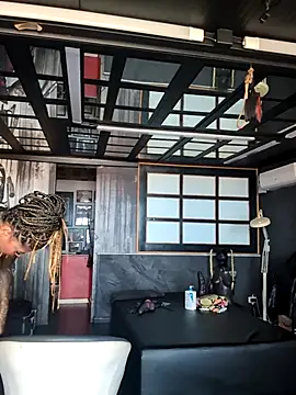 DarkDea online show from September 2025 12:54:01 PM