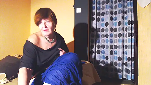 Snapshot of MioritaHard chatting on January 2025 09:28:01 PM MioritaHard online show from January 2025 09:28:01 PM
