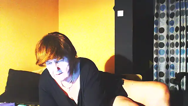 Snapshot of MioritaHard chatting on March 2025 04:32:02 PM MioritaHard online show from March 2025 04:32:02 PM