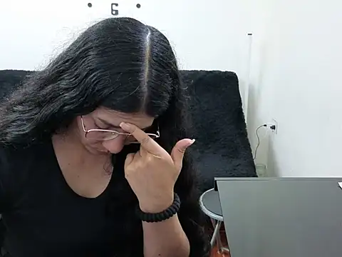 sweety funny online show from March 2026 06:47:01 PM