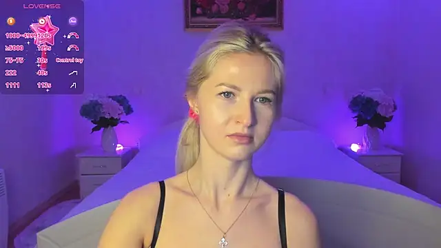 AnnaCarrera online show from November 2025 08:35:02 PM