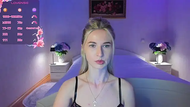Snapshot of AnnaCarrera chatting on May 2026 08:07:01 PM AnnaCarrera online show from May 2026 08:07:01 PM