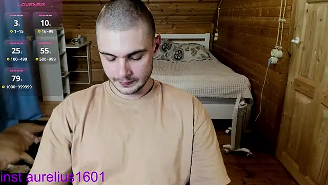 maks wolfis online show from October 2025 07:04:02 PM