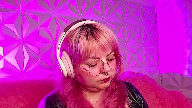 Satyn doll online show from February 2026 11:36:02 PM