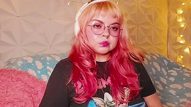 Satyn doll online show from June 2026 10:44:01 PM