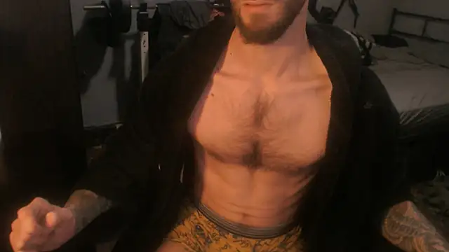 Snapshot of SexxxyLouis chatting on April 2026 07:53:02 AM SexxxyLouis online show from April 2026 07:53:02 AM