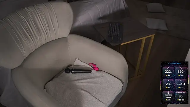 eseniyavl online show from January 2026 04:27:02 AM