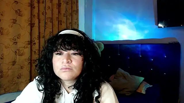 Snapshot of ANGELIQUE_KLANE chatting on October 2025 05:44:02 AM ANGELIQUE KLANE online show from October 2025 05:44:02 AM